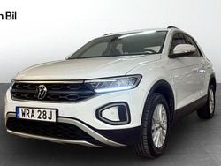 Vit Begagnad 2022 VW T-Roc Life SUV | 264 900 kr (Marknadspris)