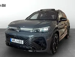 Mörkgrå Ny 2025 VW Tiguan R-line SUV | 599 900 kr (Lite dyr)