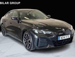 Svart Begagnad 2025 BMW i4 Sedan | 689 000 kr (Dyr)