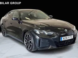 Svart Begagnad 2025 BMW i4 Sedan | 699 000 kr