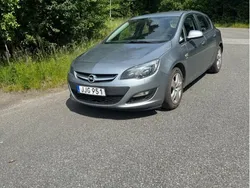 Grå Begagnad 2014 Opel Astra Enjoy Halvkombi | 38 000 kr (Superpris)