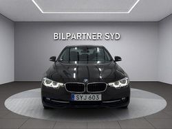 Brun Begagnad 2018 BMW 320 Sport Line Sedan | 194 900 kr (Bra pris)