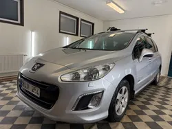 Ljusgrå (grå) Begagnad 2012 Peugeot 308 Kombi | 64 900 kr (Marknadspris)