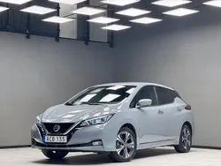 Ljusgrå (grå) Begagnad 2022 Nissan Leaf 360º Halvkombi | 219 900 kr (Marknadspris)
