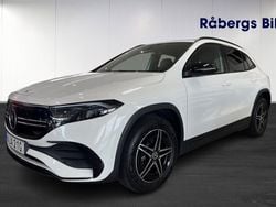 Vit Begagnad 2022 Mercedes EQA250 AMG line SUV | 449 800 kr