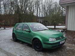 Begagnad 2001 VW Golf IV Halvkombi | 19 000 kr (Marknadspris)