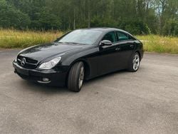 Svart Begagnad 2010 Mercedes CLS300 Sportkupé | 99 500 kr