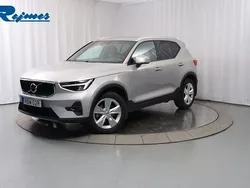 Silver Begagnad 2024 Volvo XC40 Core SUV | 349 900 kr (Marknadspris)