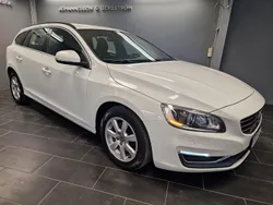 Vit Begagnad 2013 Volvo V60 Momentum Kombi | 127 500 kr (Lite dyr)