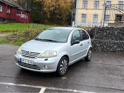 Silver Begagnad 2004 Citroën C3 Halvkombi | 16 900 kr (Bra pris)