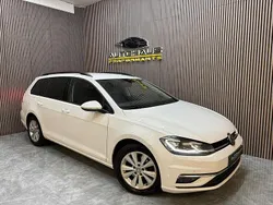 Vit Begagnad 2019 VW Golf VII Kombi | 119 900 kr (Marknadspris)