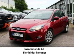 Röd Begagnad 2012 Ford Focus Titanium Halvkombi | 78 900 kr (Lite dyr)