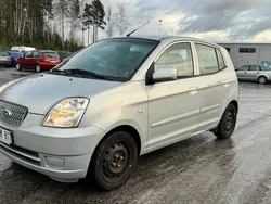 Silver Begagnad 2005 Kia Picanto 4 Halvkombi | 9 900 kr (Superpris)