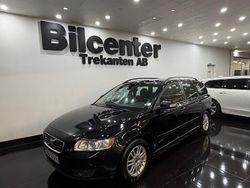 Svart Begagnad 2009 Volvo V50 Momentum Kombi | 39 900 kr (Marknadspris)