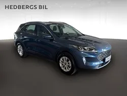 Blå Begagnad 2022 Ford Kuga Titanium SUV | 239 900 kr (Superpris)