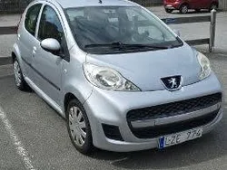 Grå Begagnad 2012 Peugeot 107 Halvkombi | 20 000 kr (Bra pris)