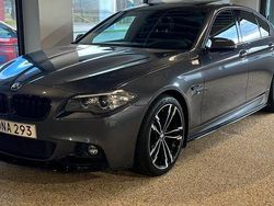Grå Begagnad 2016 BMW 530 M Sport Sedan | 249 900 kr (Dyr)