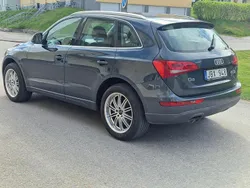 Grå Begagnad 2010 Audi Q5 SUV | 64 900 kr (Dyr)