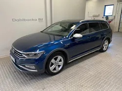 Blå Begagnad 2021 VW Passat Alltrack Kombi | 319 000 kr (Marknadspris)