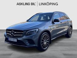 Grå Begagnad 2017 Mercedes GLC220 AMG SUV | 319 000 kr (Marknadspris)