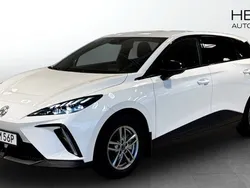 Vit (white) Begagnad 2023 MG MG4 EV Luxury Halvkombi | 334 900 kr (Marknadspris)