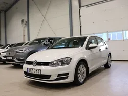 Vit Begagnad 2014 VW Golf VII Halvkombi | 94 900 kr (Marknadspris)