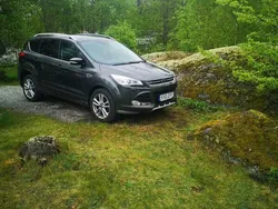 Grå Begagnad 2015 Ford Kuga SUV | 107 000 kr (Bra pris)