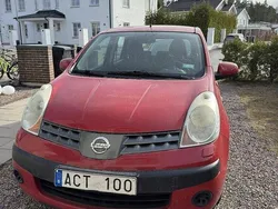 Röd Begagnad 2007 Nissan Note Minibuss | 16 000 kr (Marknadspris)