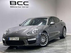 Mörkgrå Begagnad 2013 Porsche Panamera Halvkombi | 314 900 kr