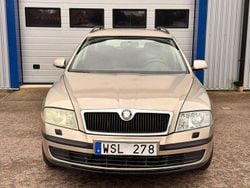 Ljusbrun Begagnad 2005 Skoda Octavia Kombi | 22 000 kr (Bra pris)