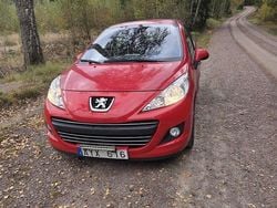 Röd Begagnad 2007 Peugeot 207 Sport Halvkombi | 16 000 kr (Bra pris)