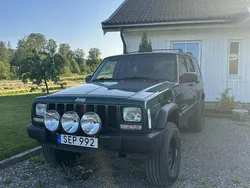 Grön Begagnad 2001 Jeep Cherokee SUV | 70 000 kr (Marknadspris)