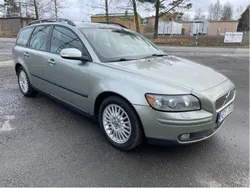 Grön Begagnad 2007 Volvo V50 Kinetic Kombi | 19 900 kr (Bra pris)