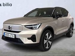 Grå Begagnad 2023 Volvo XC40 Single Motor SUV | 349 000 kr