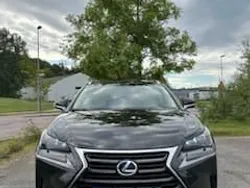 Svart Begagnad 2016 Lexus NX300h Executive Line SUV | 195 000 kr (Bra pris)