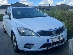 Vit Begagnad 2012 Kia Ceed Sportswagon Kombi | 34 000 kr (Bra pris)