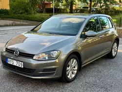 Grå Begagnad 2013 VW Golf VII Halvkombi | 76 000 kr (Marknadspris)