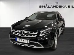 Svart Begagnad 2017 Mercedes GLA200 SUV | 269 000 kr (Dyr)
