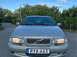 Grå Begagnad 2001 Volvo C70 Sportkupé | 49 000 kr (Superpris)