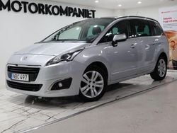Ljusgrå Begagnad 2015 Peugeot 5008 Allure Minibuss | 84 900 kr (Marknadspris)