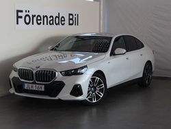 Vit Begagnad 2024 BMW i5 M Sport Sedan | 629 000 kr