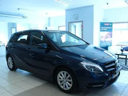 Blå Begagnad 2012 Mercedes B200 Minibuss | 129 000 kr (Lite dyr)