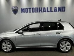 Silver Ny 2025 VW Golf VIII Edition Halvkombi | 299 900 kr (Marknadspris)