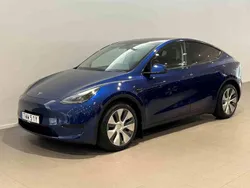 Blå Begagnad 2023 Tesla Model Y Standard Range SUV | 329 500 kr