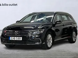 Svart Begagnad 2022 VW Passat GTE Kombi | 284 900 kr (Marknadspris)