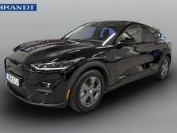 Svart Begagnad 2022 Ford Mustang Mach-E SUV | 369 000 kr (Marknadspris)