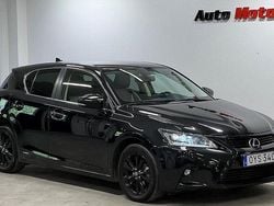 Svart Begagnad 2015 Lexus CT200h Sport Line Halvkombi | 179 900 kr (Lite dyr)