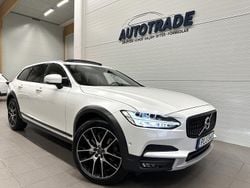 Vit Begagnad 2018 Volvo V90 CC Pro Kombi | 359 900 kr (Marknadspris)