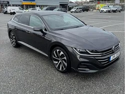 Grå Begagnad 2021 VW Arteon R Kombi | 299 900 kr (Marknadspris)