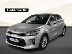 Grå Begagnad 2018 Kia Rio Halvkombi | 129 900 kr (Marknadspris)